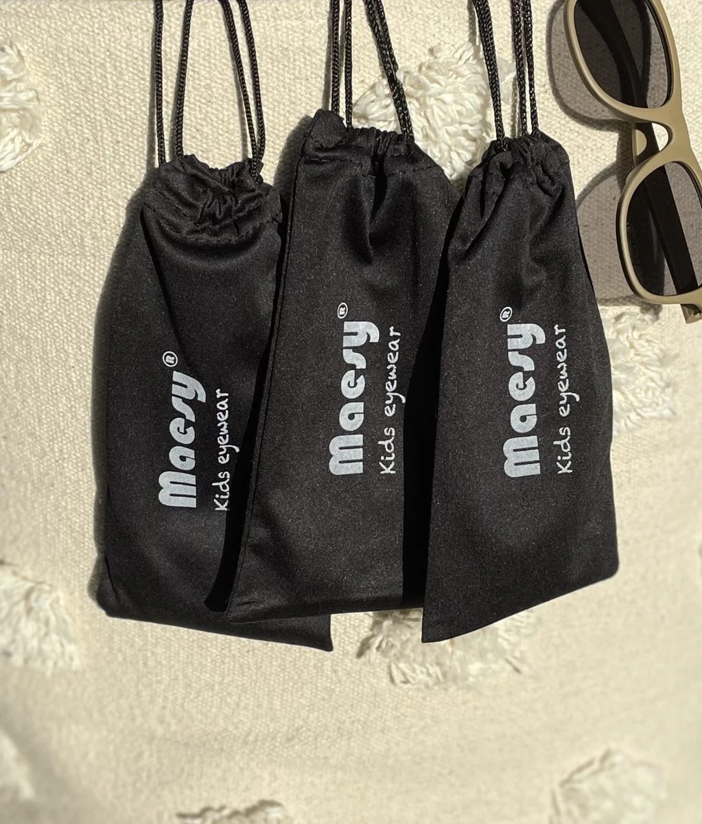 Maesy - Baby Zonnebril Noah - 0-2 Jaar - Flexibel Buigbaar - Verstelbaar Elastiek - Gepolariseerde UV400 Bescherming - Jongens En Meisjes - Babyzonnebril Ovaal - Licht Blauw 5 Maesy - Baby Zonnebril Noah - 0-2 Jaar - Flexibel Buigbaar - Verstelbaar Elastiek - Gepolariseerde UV400 Bescherming - Jongens En Meisjes - Babyzonnebril Ovaal - Licht Blauw - Afbeelding 5