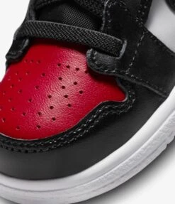 Nike Jordan 1 Low (TD) CI3436-612 Zwart / Rood-21 -Goedkope Kleintje Kleding Winkel 1032x1200