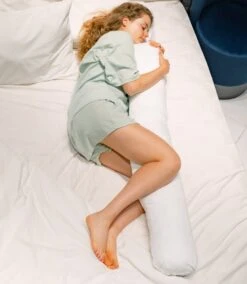 Mikoala Lichaamskussen - Body Pillow - Zwangerschapskussen - Ergonomisch Kussen - Hypoallergeen - 110 Cm X 23 Cm -Goedkope Kleintje Kleding Winkel 1042x1200 2