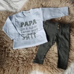 Merkloos MM Baby Cadeau Geboorte Jongen Set Papa Kijken Sport Voetbal Club Met Tekst Aanstaande Zwanger Kledingset Babykleding Huispakje | Kraamkado | Gift Set Babyset Kraamcadeau Pakje Babygeschenk Aankondiging Bekendmaking Zwangerschap