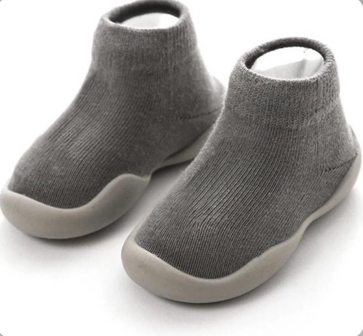 Antislip Baby Schoentjes - Maat 20/21 – 13 Cm - Grijs 1 Antislip Baby Schoentjes - Maat 20/21 – 13 Cm - Grijs