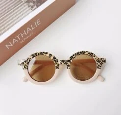 Merkloos Kinder Zonnebril - Bril - Kind - Baby | Rose – Panter Print - Helft | Vanaf 2 Jaar - 6 Jaar | UV Beschermend - Opklapbaar | Kinderzonnebril – Zonnebrillen | DH Collection