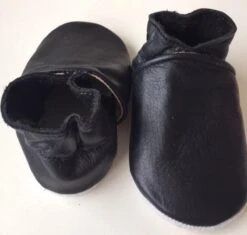 Leren Baby Slofjes – Zwart - Maat M -Goedkope Kleintje Kleding Winkel 1200x1144