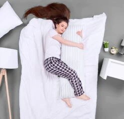 Osteomedix® - Ergonomisch Lichaamskussen - Zwangerschapskussen - Voedingskussen - Kniekussen - Body Pillow Met EXTRA Afneembare Comforthoes -Goedkope Kleintje Kleding Winkel 1200x1158 3