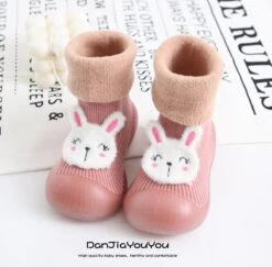 Fleece Anti-slip Babyschoentjes - Soksloffen - Eerste Loopschoentjes Van Baby-Slofje- Oudroze Konijn - Maat 18/19