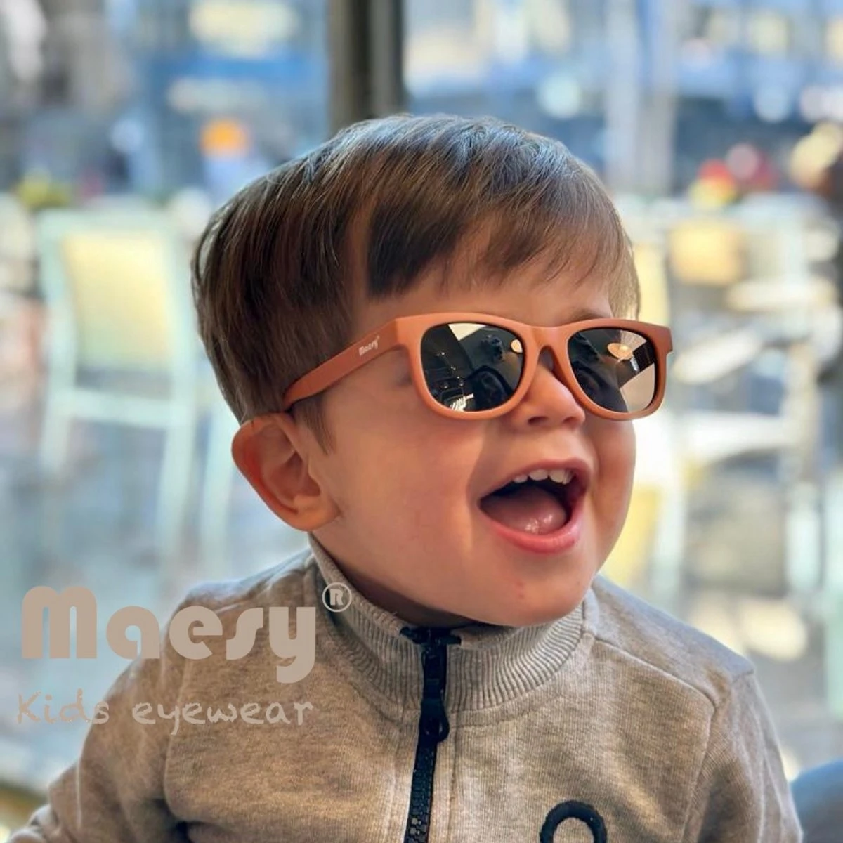 Maesy - Baby Zonnebril Indi - 0-2 Jaar - Flexibel Buigbaar - Verstelbaar Elastiek - Gepolariseerde UV400 Bescherming - Jongens En Meisjes - Babyzonnebril Vierkant - Terracotta Brique 3 Maesy - Baby Zonnebril Indi - 0-2 Jaar - Flexibel Buigbaar - Verstelbaar Elastiek - Gepolariseerde UV400 Bescherming - Jongens En Meisjes - Babyzonnebril Vierkant - Terracotta Brique - Afbeelding 3