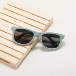 Maesy - Baby Zonnebril Indi - 0-2 Jaar - Flexibel Buigbaar - Verstelbaar Elastiek - Gepolariseerde UV400 Bescherming - Jongens En Meisjes - Babyzonnebril Vierkant - Terracotta Brique 13 Maesy - Baby Zonnebril Indi - 0-2 Jaar - Flexibel Buigbaar - Verstelbaar Elastiek - Gepolariseerde UV400 Bescherming - Jongens En Meisjes - Babyzonnebril Vierkant - Terracotta Brique -Goedkope Kleintje Kleding Winkel 1200x1200 280