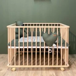 Cabino Baby Box Inklapbaar Met In Hoogte Verstelbare Bodem Beech -Goedkope Kleintje Kleding Winkel 1200x1200 967