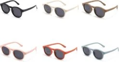 Maesy - Baby Zonnebril Bowi - 1-3 Jaar - Dreumes En Peuter - Flexibel Buigbaar - Verstelbaar Elastiek - Gepolariseerde UV400 Bescherming - Unisex Babyzonnebril Rond - Licht Blauw -Goedkope Kleintje Kleding Winkel 1200x627