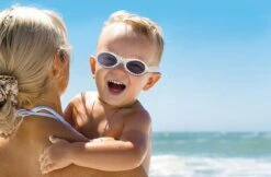 Dooky BabyBanz Light Grey Crowns 0-2 Jaar -Goedkope Kleintje Kleding Winkel 1200x787