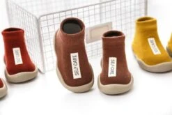 Merkloos Antislip Baby Schoentjes - Eerste Loopschoentjes – Completebabyuitzet - Maat 22,5 - 12-18 Maanden – 13.5 Cm - Mocca Bruin -Goedkope Kleintje Kleding Winkel 1200x800 27