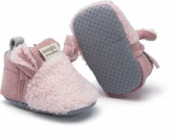 Babyslofjes - Antislip – Fleece Voering - Completebabyuizet - Slofjes Voor Je Baby, Dreumes Voor Jongens En Meisjes – 12-18 Maanden (13cm) - Roze -Goedkope Kleintje Kleding Winkel 1200x985