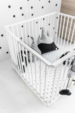 Petite Amélie ® Baby Box Inklapbaar - Box Opvouwbaar In één Handomdraai - Babybox Is Makkelijk Te Verplaatsen Via Wieltjes (met Blokkade) - Bodem Instelbaar In 3 Hoogtes - Wit - H.72 X L.100 X H.72 Cm 13 Petite Amélie ® Baby Box Inklapbaar - Box Opvouwbaar In één Handomdraai - Babybox Is Makkelijk Te Verplaatsen Via Wieltjes (met Blokkade) - Bodem Instelbaar In 3 Hoogtes - Wit - H.72 X L.100 X H.72 Cm -Goedkope Kleintje Kleding Winkel 801x1200 27