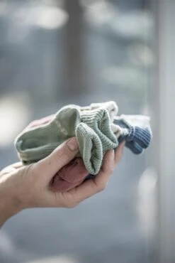 KipKep Babysokjes Groen: Bio Blijf-Sokjes - Maat 0-6 Mnd - Calming Green - 2 Paar -Goedkope Kleintje Kleding Winkel 801x1200 6