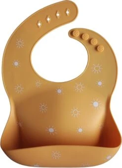 Mushie Siliconen Baby Slabber Met Opvangbakje - Woodchuck -Goedkope Kleintje Kleding Winkel 877x1200 2
