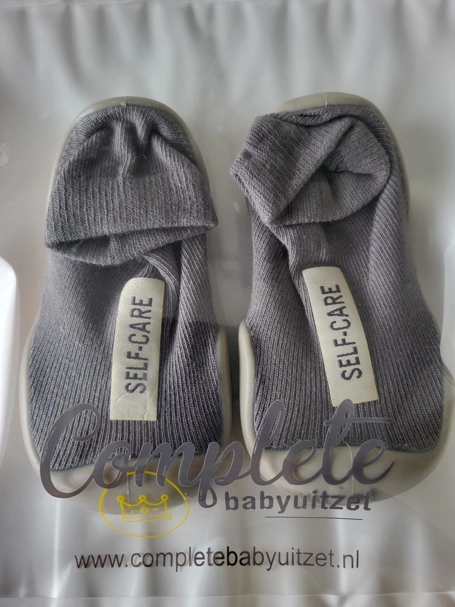 Merkloos Antislip Baby Schoentjes - Eerste Loopschoentjes – Completebabyuitzet - Maat 20,5 – 6-12 Maanden – 13 Cm - Grijs 2 Merkloos Antislip Baby Schoentjes - Eerste Loopschoentjes – Completebabyuitzet - Maat 20,5 – 6-12 Maanden – 13 Cm - Grijs - Afbeelding 2